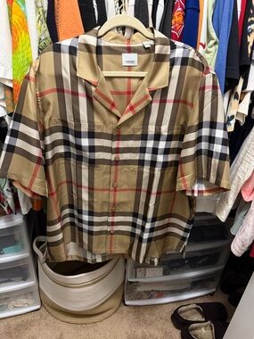 Burberry Reepham 100% Silk Shirt